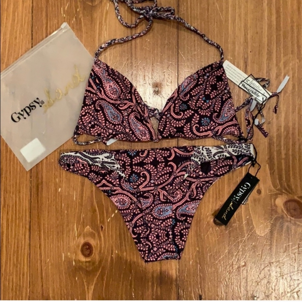 NWT Gypsy 05 bikini